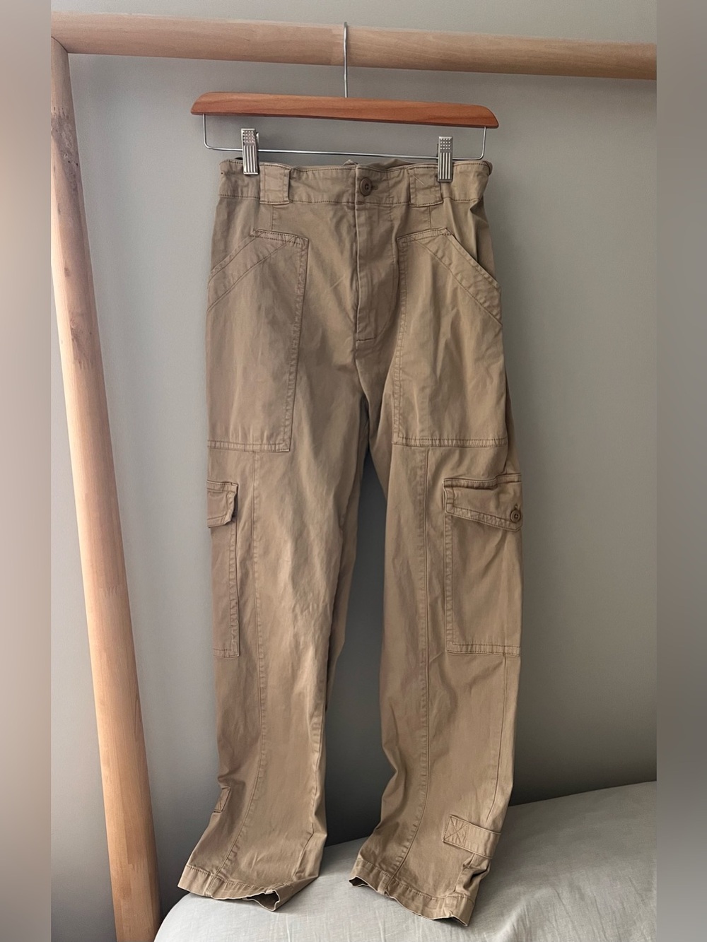 Alex Mill khaki cargo pants sz 4